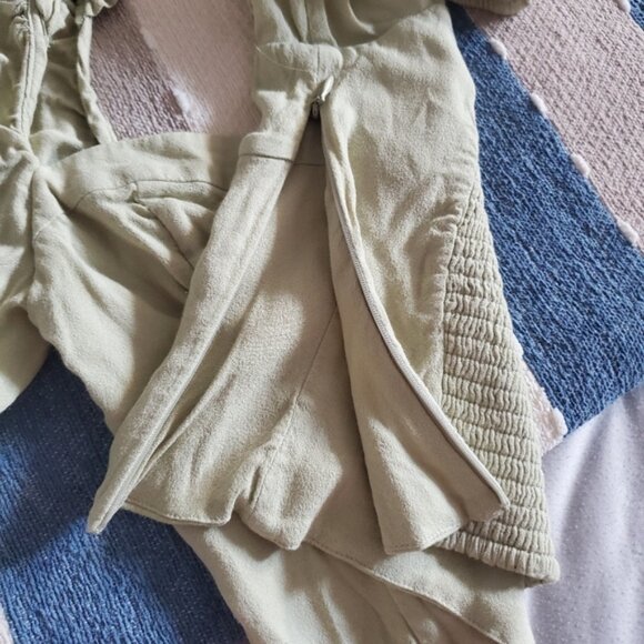 ARITZIA WILFRED "NOVELLA" Puff Sleeve Blouse In Sage Frost - Picture 11 of 16